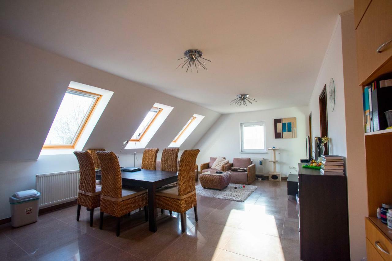 Marilyn Apartman Денешдиаш Экстерьер фото